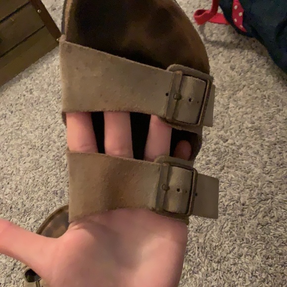 Birkenstock’s - Picture 5 of 7